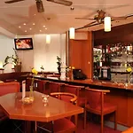 Отель Plaza Charlottenburg
