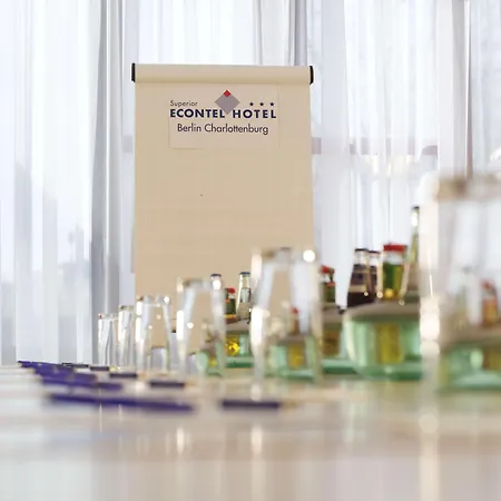 Plaza Charlottenburg 3*