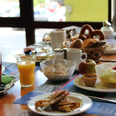 Plaza Charlottenburg فندق