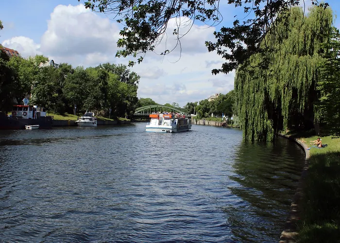 Plaza Charlottenburg 3* 柏林