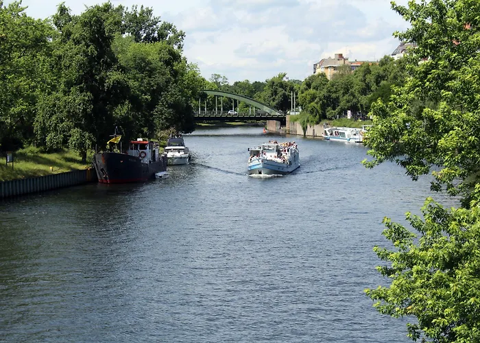 Plaza Charlottenburg Berlín
