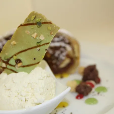 Plaza Charlottenburg 3*