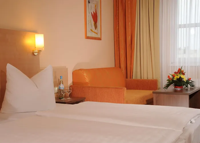 Plaza Charlottenburg Otel