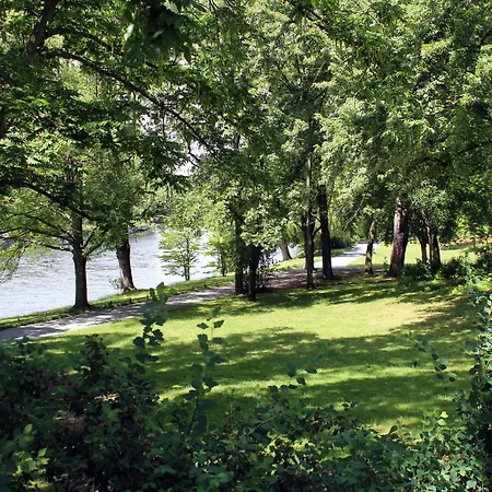 Plaza Charlottenburg Hotel Berlin