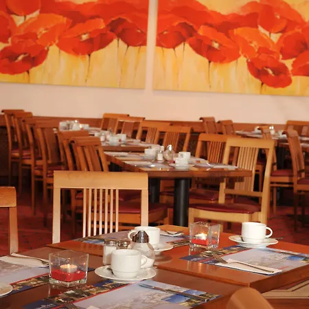 Plaza Charlottenburg Hotel